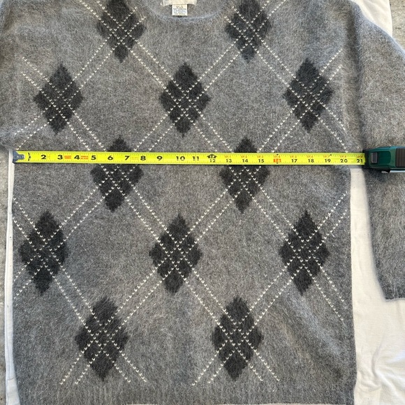 Casual Corner Angora wool blend argyle front sweater. - Picture 6 of 7